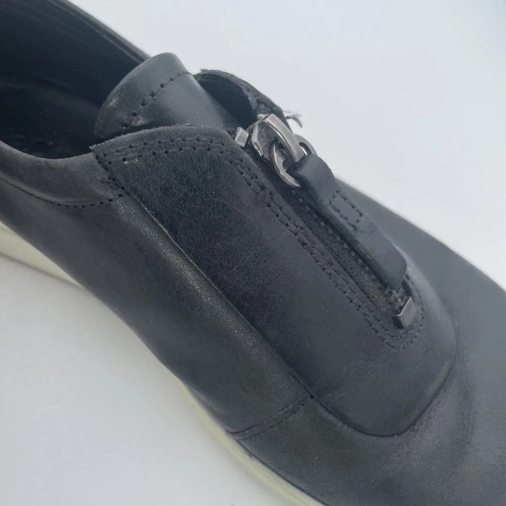 ECCO Biom Zip Slip On Womens Shoes‎ Size 7 Black Leather Comfort Sneakers